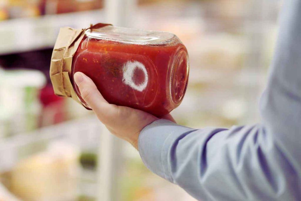 Come comprare la passata di pomodoro senza spendere troppo