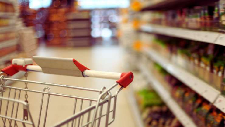 così compri a poco la passata di pomodoro più fresca