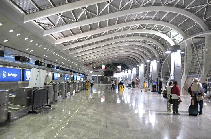 Interno di un aeroporto