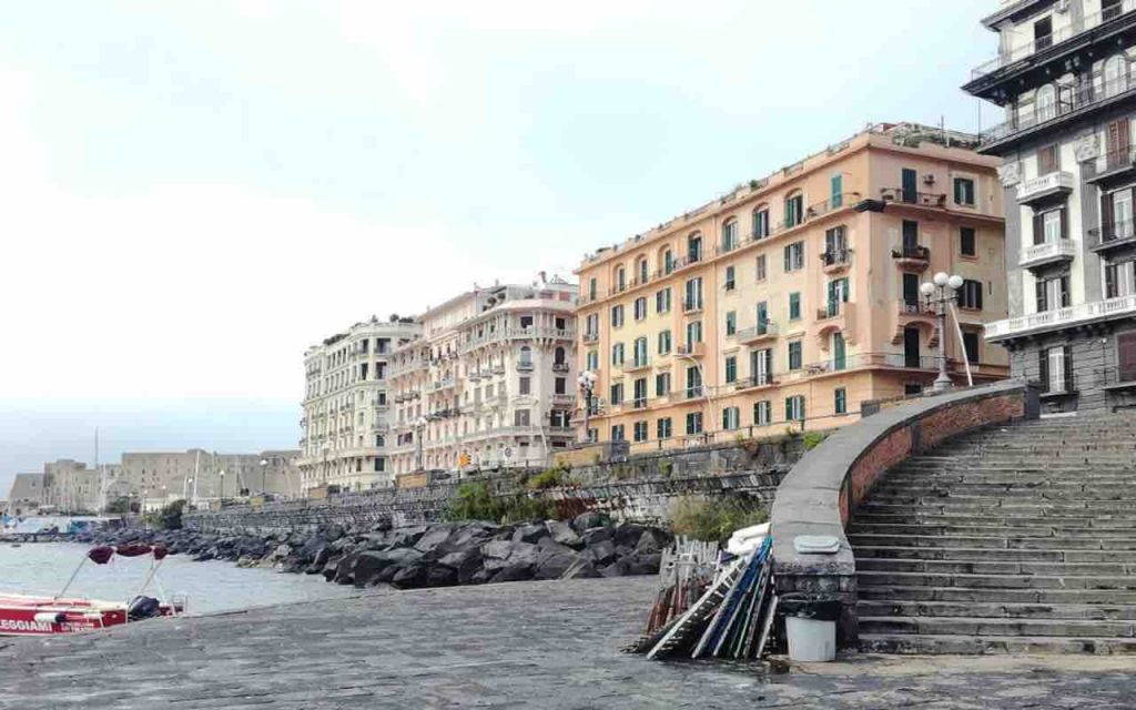 Lungomare Caracciolo, Napoli