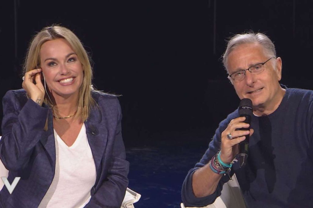 Paolo Bonolis Sonia Bruganelli in studio