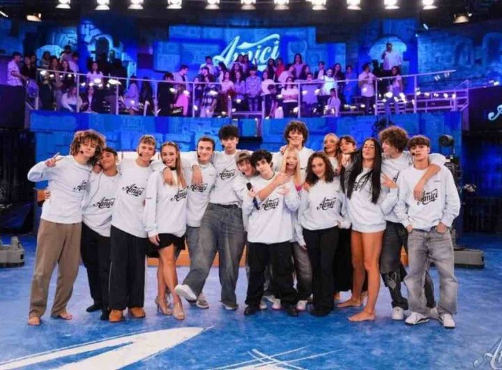 Serale amici 24 sette allievi rischio eliminazione